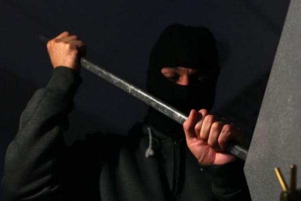 Станцию техобслуживания ограбили на Ставрополье